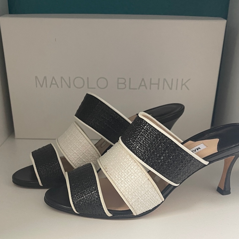 Manolo Blahnik low heels